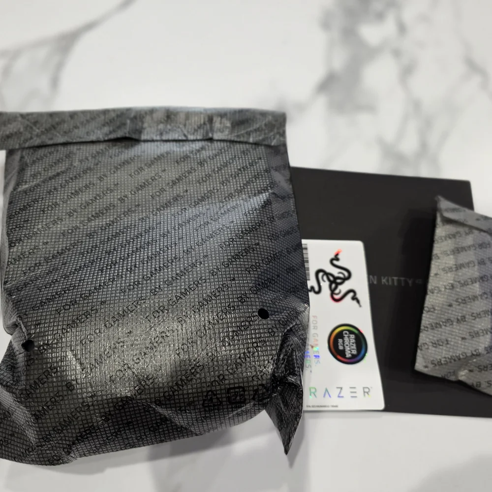 Kuromi Bluetooth Headphones with Cat Ears - Purple - Picture 7 of 12